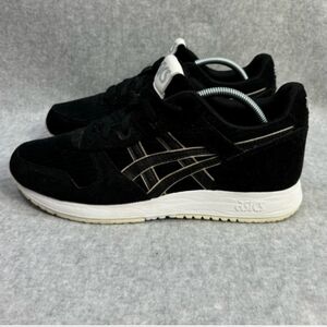 Asics classic lyte sneakers size 8 women